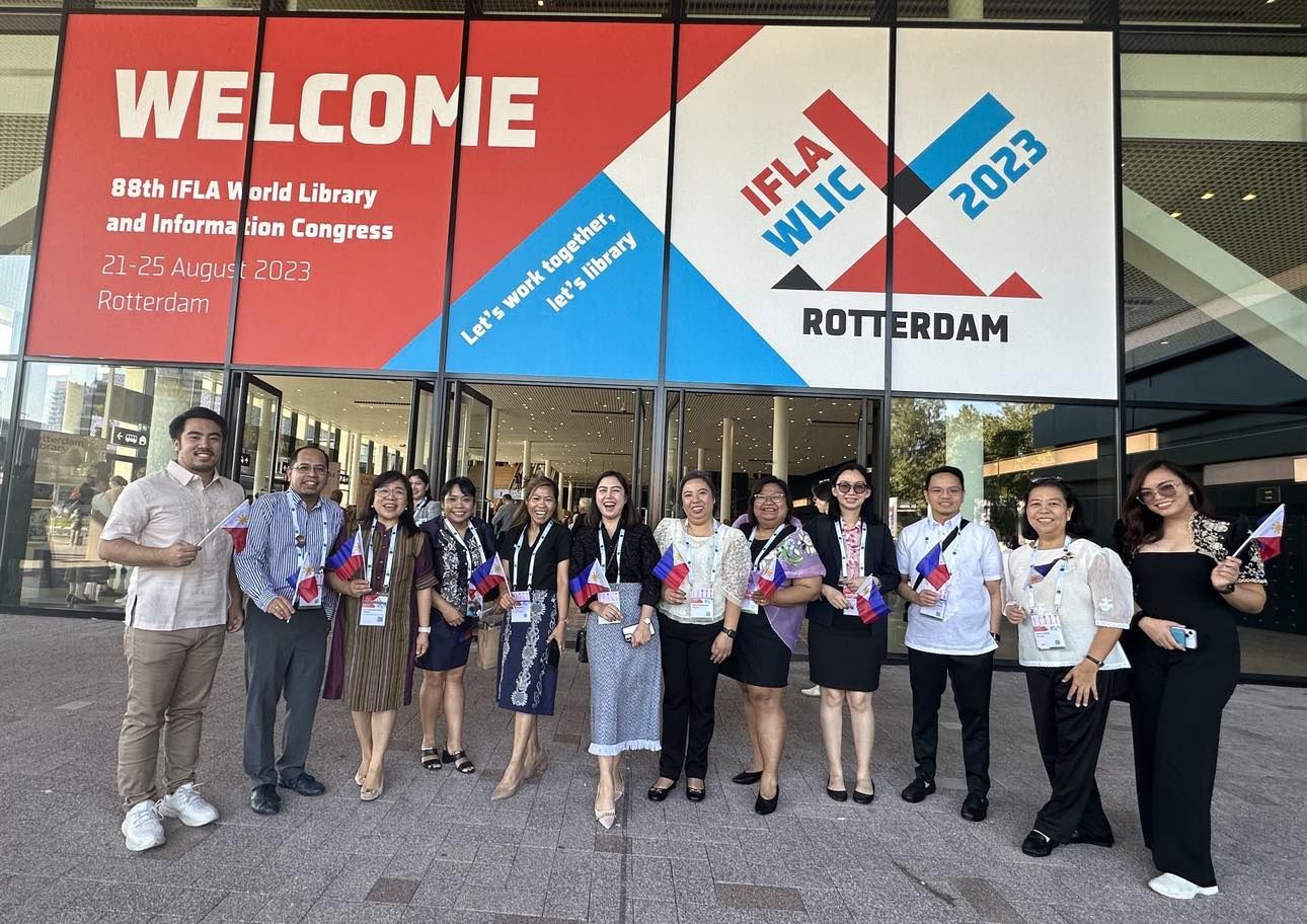 UP Librarians at the 88th IFLA World Library and Information Congress ...